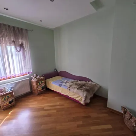 Emir 아파트 *